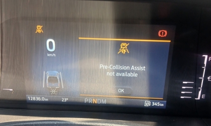 Lỗi trên màn hình Ford Ranger như này là vấn đề gì?