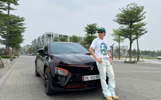 Gen Z ngành thời trang chạy VinFast VF 7: “Động cơ mạnh, tính năng an toàn cao, tiết kiệm 5-6 triệu đồng/tháng so với xe xăng”