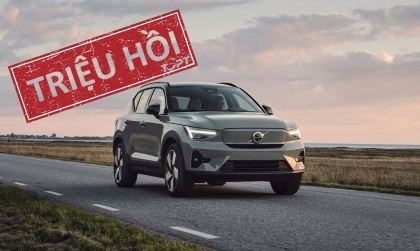 Volvo XC40 bị triệu hồi tại Mỹ do lỗi camera lùi