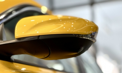 MG5 không chỉnh được gương thì phải làm sao?