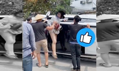 Clip TNGT: Toyota Corolla Cross mới tinh chưa đeo biển lật nghiêng giữa đường vì đâm phải KIA Morning