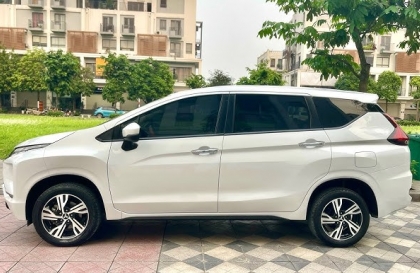 Xpander bị phì khi mở nắp bình xăng là sao?