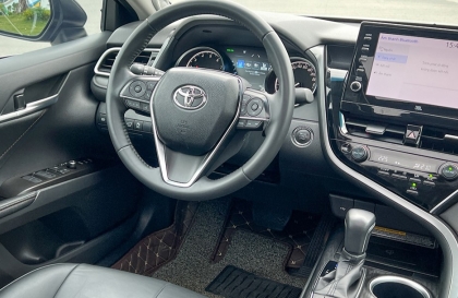 Các bác tư vấn giúp xe Camry có tiếng kêu khi đạp phanh