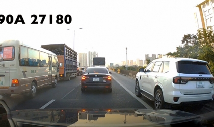 Clip: Vượt xe trên làn khẩn cấp ở đường vành đai 3 trên cao ở Hà Nội (P.3)