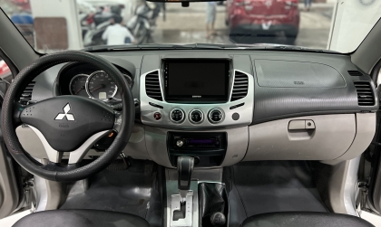 Mitsubishi Triton không lên được kính ghế phụ thì phải làm gì?