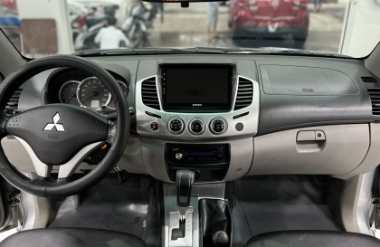Mitsubishi Triton không lên được kính ghế phụ thì phải làm gì?