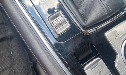 Mazda CX-8 bị xước thế này thì nên xử lý sao?