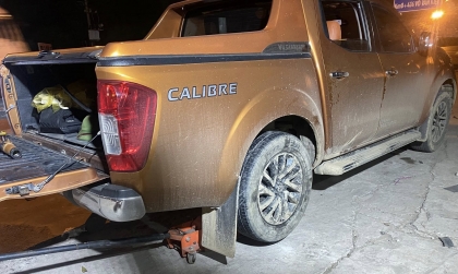 Sao xe Navara của em tự nhiên không mở cửa được thế nhỉ?