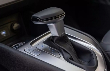 Vì sao xe Hyundai Stargazer kêu to khi về P?