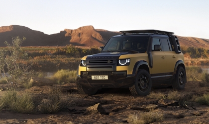 JLR ra mắt Defender 110 Trophy mới, song hành cùng  giải đua Defender Trophy