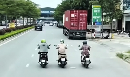 Ý thức Giao thông: Thế nào là chuẩn Ninja LEAD 