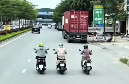 Ý thức Giao thông: Thế nào là chuẩn Ninja LEAD 