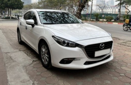 Mazda 3 cứ đi 40 hoặc 50 km/h thì bị giật là sao ạ?