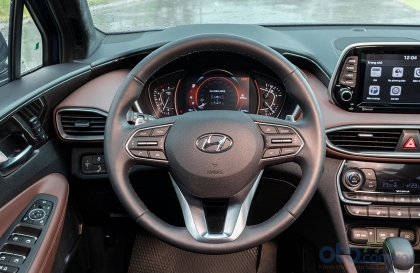 Anh em bắt bệnh giúp xe Santa Fe bị kêu khi đánh vô lăng