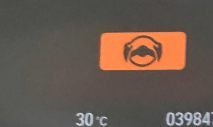 Đồng hồ Honda CR-V thỉnh thoảng hiện lên biểu tượng này là sao các bác?