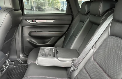 Mazda2 tự nhiên có tiếng mở khóa cửa là sao nhỉ?