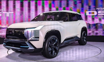 Mitsubishi DST có tên thương mại là Destinator, sẽ ra mắt đầu tiên tại Indonesia?