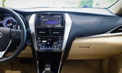 Có bác nào đi Vios bị kêu rè rè ở táp lô không?