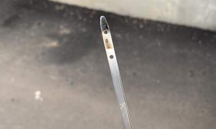 Triton bị hao dầu thế này là sao nhỉ?