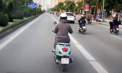 Ý thức Giao thông: 