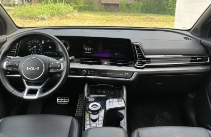 Kia Sportage hấp hơi nước ở kính hông là sao nhỉ?