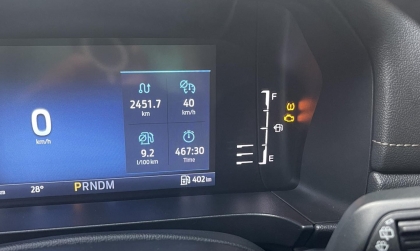 Ford Ranger báo lỗi thế này là sao ạ?