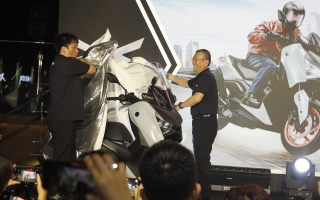 Thế giới 2 bánh: Yamaha ra mắt Xmax 300, cam kết gắn bó lâu dài tại Việt Nam
