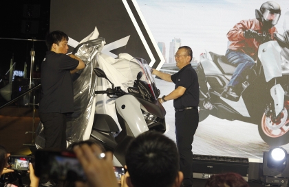Thế giới 2 bánh: Yamaha ra mắt Xmax 300, cam kết gắn bó lâu dài tại Việt Nam