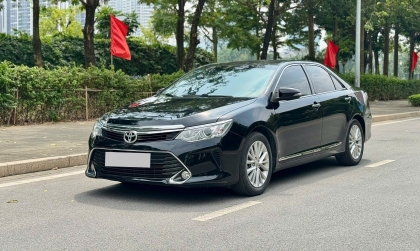 Xe Camry bị kêu to khi đi đường bê tông do vấn đề gì thế?