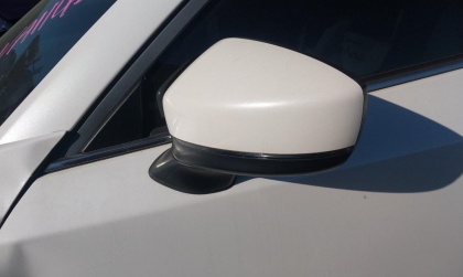 Xử lý lỗi cụp gương xe Mazda CX-5 thế nào ạ?