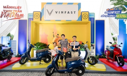 Thế giới 2 bánh: Nhiều người dân Thủ đô sẵn sàng “đổi xăng lấy điện” cùng VinFast
