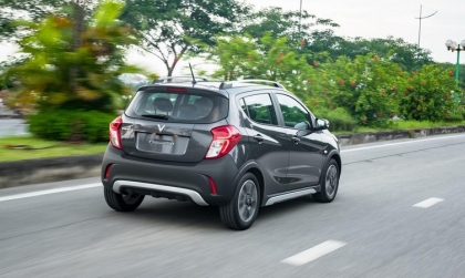 Xin tư vấn lỗi giảm xóc của VinFast Fadil