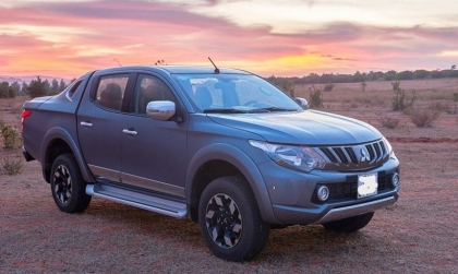 Xe Triton nổ máy bị kêu là do đâu?