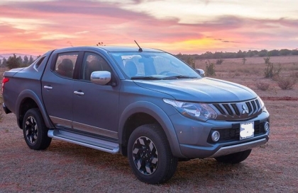 Xe Triton nổ máy bị kêu là do đâu?