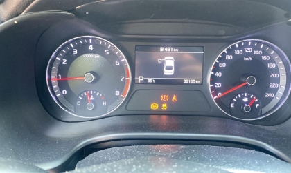 Các bác tư vấn lỗi trên đồng hồ Kia K3 với