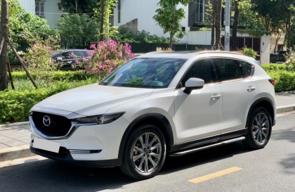 Thước lái xe Mazda CX-5 bị kêu khi đi vào chỗ xóc là sao?