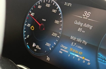 Mercedes GLC bị lỗi trên màn hình này là gì?