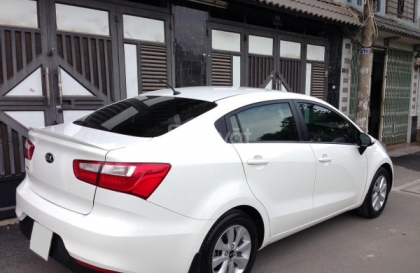 Chân côn của Kia Rio bị cứng khi nóng máy thì xử lý thế nào?