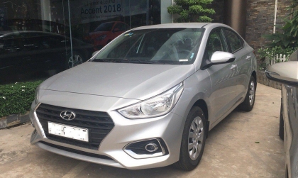 Hyundai Accent hiện lỗi cá vàng sau khi đổ xăng thì xử lý sao?