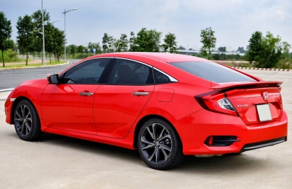 Xin hướng giải quyết lỗi hạ kính của Honda Civic
