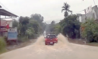 Clip TNGT: Tài xế khiến