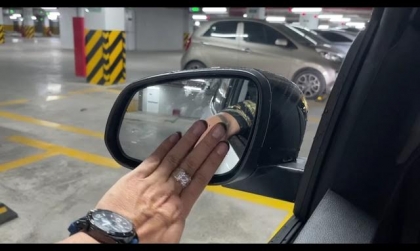 Gương chiếu hậu của VinFast Fadil hay bị kẹt thì có được bảo hành không ạ?