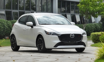 Mazda2 bị rách cục cao su thì phải xử lý sao?