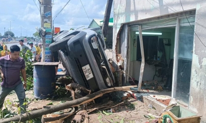 Clip TNGT: VinFast VF 3 phóng tốc độ