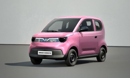 VinFast lùi kế hoạch giao xe điện Minio Green thêm 4 tháng, đền bù bằng quyền lợi pin