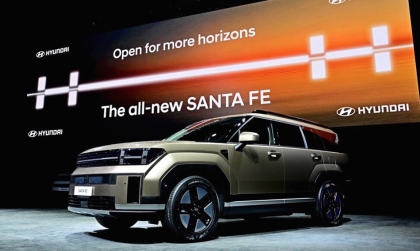 Hyundai Santa Fe hybrid ra mắt tại Thái Lan, khởi điểm từ 1,3 tỷ đồng