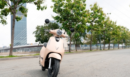 Thế giới 2 bánh: Hình ảnh thực tế VinFast Evo Grand - Xe máy điện đi 262 km mỗi lần sạc