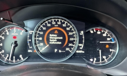 Mazda CX-5 báo lỗi thế này trên đồng hồ là lỗi gì?