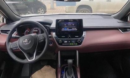 Màn hình xe Toyota Corolla Cross lâu hiện lên là sao nhỉ?