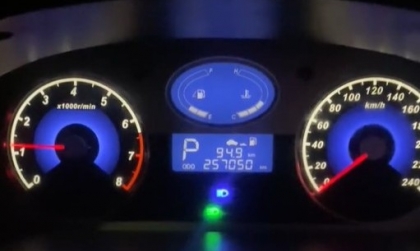 Các bác cho em xin cách xử lý cho con xe Geely bị lỗi hộp số với